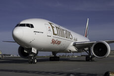 emiratesskycargoyyzinaugural-jpg