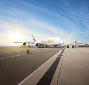 ar-2025-26-emirates-a380.jpg