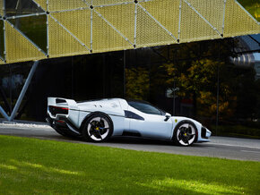 Ferrari_SC40_EXT__6_1024x768.jpg
