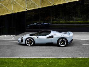 Ferrari_SC40_EXT__7_1024x768.jpg