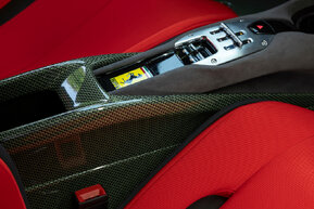 Ferrari_SC40_INT__1_1024x768.jpg