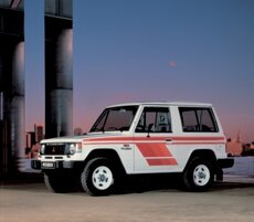 pajero-1987-jpg