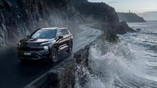 mitsubishi_2025_outlander_black_-_hero4_v03_proxy_mitsubishi-jpeg