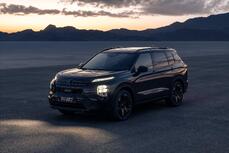 mitsubishi_2025_outlander_black_-_product6_tarmac_proxy_mitsubishi-jpeg