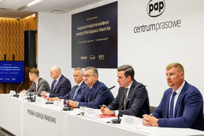 8_MoU_PESA_Hitachi_Marcin_Oliva_Soto.jpg