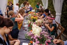 piknik_warsztaty-kwiatowe_zdjecie-archiwalne_fot_zamek-krolewski-w-warszawie-jpg