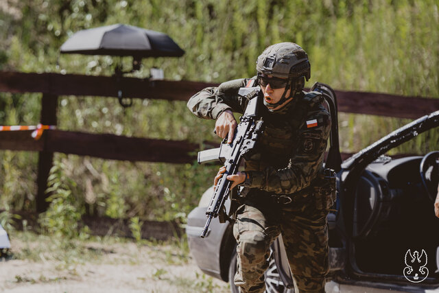 DWOT-18
