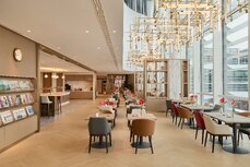 tobymitchell2026_emirates_munichlounge_full-lounge-horizontal_0260-f-rgb-jpg