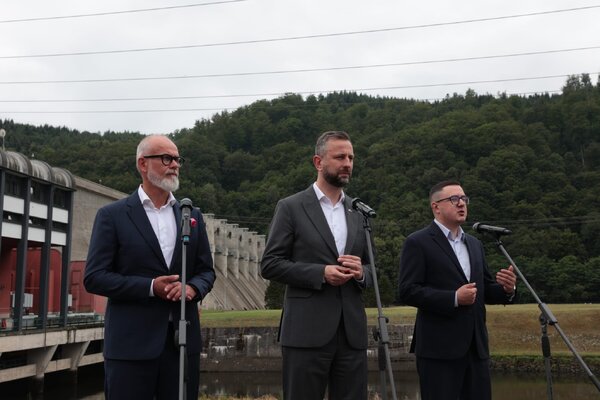 konferencja1.jpg