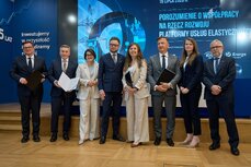 fot_-podpisanie-porozumienia_15_07_tge-jpg