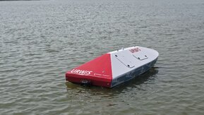Pierwsze wodowanie URWIS-a (4).jpg
