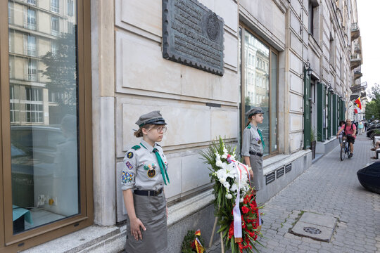 Złożenie kwiatów przy ul. Wilczej 41 