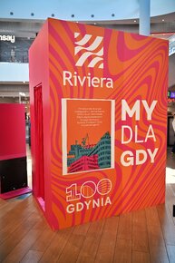 Miejsce do tworzenia zdjęć i zostawiania życzeń z okazji 100-lecia Gdyni.jpg