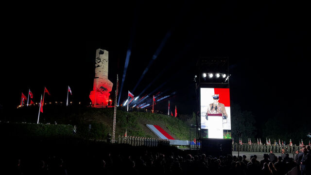 Westerplatte - uroczystości pod Pomnikiem Obrońców Wybrzeża 