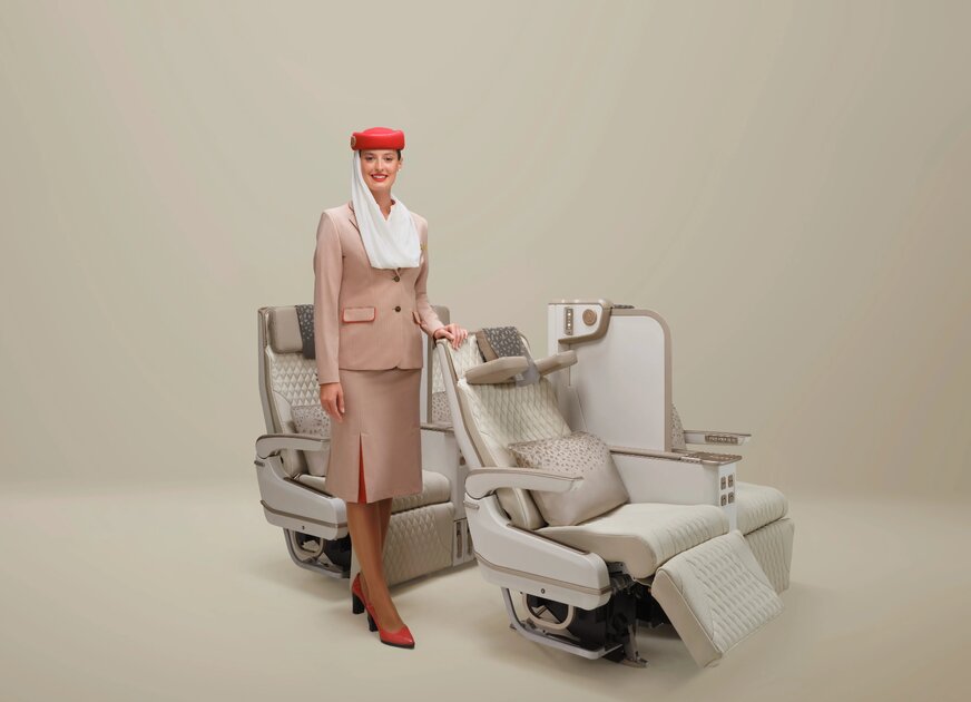 Nowy poziom prywatności w podróży: Emirates wprowadzają pierwszy elektryczny fotel premium economy