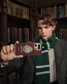 realme 16 Pro 5G Harry Potter Edition (1).jpg