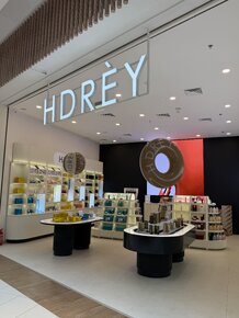 Polska marka Hdrey, zadebiutowała w gdyńskim Centrum Riviera.jpg