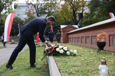 uroczystosci-na-cmentarzu-ofiar-hitleryzmu-fot_-d_paszlinski-www_gdansk_pl-5-jpg