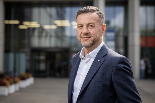 Sławomir Żurawski, wiceprezes Poczty Polskiej ds. operacyjnych 