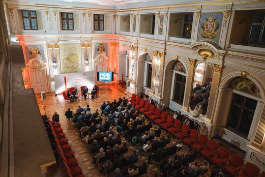Spotkanie wokół książki Sekretne komnaty władzy ludowej 3 fot  Zamek Królewski w Warszawie