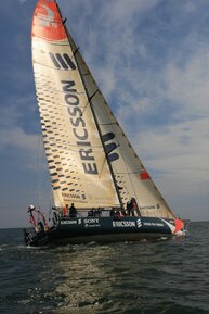 Zwycięzca Volvo Ocean Race, zespół Groupama wykorzystał łódkę Ericsson 4 jako swój jacht treningowy w tegorocznej edycji.