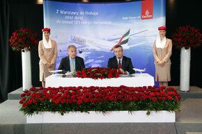 Thierry Antinori, Wiceprezes Emirates ds. Globalnej Sprzedaży Przewozów Pasażerskich oraz Michał Marzec, Dyrektor warszawskiego Lotniska Chopina