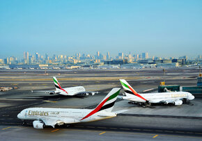 3-A380s-v2.jpg