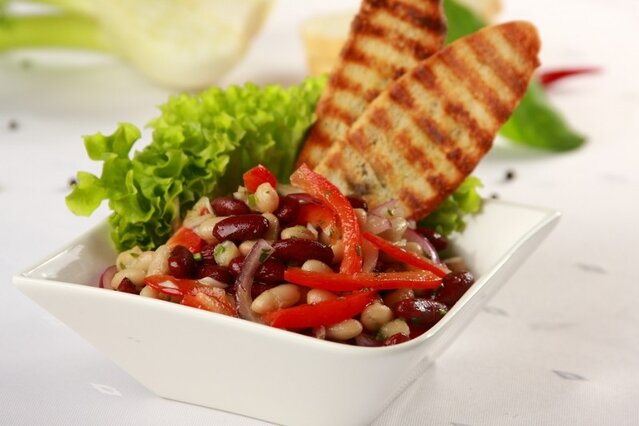 Salatka fasolowa.jpg
