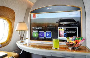 32-inch-First-Class-screen-on-newly-delivered-B777-300ER-_2_ (1).jpg