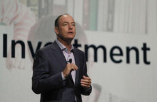 PHOTO-CES-2016-Press-Conference-2.jpg