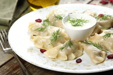 pierogi-z-miesem-i-zurawina.jpg