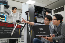 KT-Samsung-Electronics-5G-First-Call.jpg