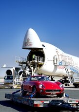 Emirates-SkyCargo-transports-Classic-Ferraris-for-Gulf-Concours.jpg