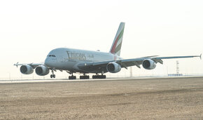 Emirates-A380-6746.jpg