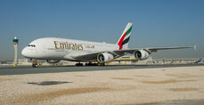 Emirates-A380-1637.jpg