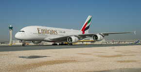 Emirates-A380-1637.jpg