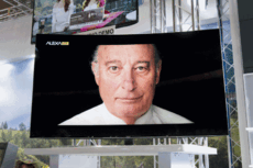 QD_SUHD_Video_Main_4_gif.gif