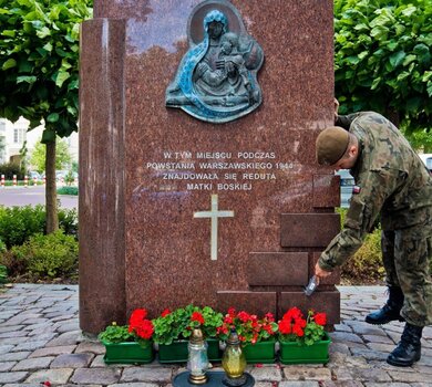 Porządowanie miejsc pamięci dotyczących Powstania Warszawskiego - 27.07.2019