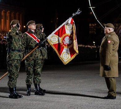 WOT TV: Wręczenie sztandaru dla 12 Wielkopolskiej Brygady OT