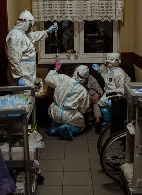 Śląscy Terytorialsi w Domu Seniora w Jaworznie
