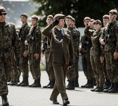 Przysięga żołnierzy 10ŚBOT w Sandomierzu