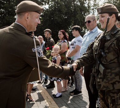 Przysięga żołnierzy 10ŚBOT w Sandomierzu