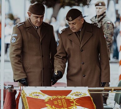 Trzebiatów - wręczenie sztandaru 14ZBOT i przysięga wojskowa