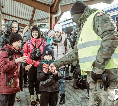 Podlascy terytorialsi w punkcie recepcyjnym Dworzec PKP Przemyśl
