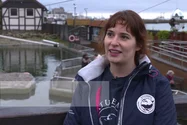 Stacja Morska Wydziału Oceanografii i Geografii Uniwersytetu Gdańskiego w Helu - to tu trafiają foki, które potrzebują pomocy. Stację zamieszkują również stali rezydenci, którzy przebywają w fokarium :) 

Ekipa Planety Energii (w tym ambasadorzy Aneta Chmielińska, Krzysztof Konieczny i Katarzyna Stoparczyk) odwiedziła to miejsce przy okazji webinaru na temat sposobów na pokazywanie dzieciom wspaniałości przyrody. Zobaczcie relację z naszej wyprawy :)

Pamiętajcie: jeśli spotkacie na plaży fokę, która wydaje się chora lub ranna, nie próbujcie ratować jej samodzielnie. Skontaktujcie się ze Stacją Morską: https://hel.ug.edu.pl/o-nas/kontakty/

#foki #fokanaplaży #stacjamorska #fokarium #hel #edukacjaprzyrodnicza #ratujemyprzyrodę #morzebałtyckie #bałtyk #projektedukacyjny #kreatywnynauczyciel #polskaprzyroda #polskafauna #biologia