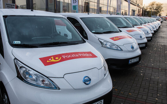 Samochody elektryczne we flocie Poczty Polskiej_Nissan e-NV200  