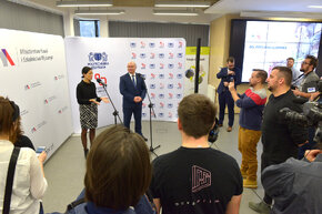 Inauguracja Centrów Badawczych Politechniki Gdańskiej z udziałem Anny Budzanowskiej, podsekretarz stanu w Ministerstwie Nauki i Szkolnictwa Wyższego i prof. Krzysztofa Wilde, rektora Politechniki Gdańskiej