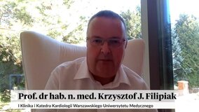 Na swoim profilu na Facebooku i koncie na Instagramie profesor zamieszcza wiele edukacyjnych postów i filmów szkoleniowych, ponieważ odkrył siłę oddziaływania tych mediów. Ale są jeszcze liczne konferencje, cykle szkoleń i inne formy aktywności edukacyjnej, o których w rozmowie z „Pulsem Medycyny” mówi prof. Krzysztof J. Filipiak, wyróżniony tytułem „Promotor wiedzy 2019”.Subskrybuj kanał Puls Medycyny: https://www.youtube.com/channel/UCuPo1xzLMXkt6T6IS241iZA?sub_confirmation=1
↓↓ Więcej Informacji ↓↓
https://pulsmedycyny.pl/temat/oblicza-medycyny/
Chcesz wiedzieć więcej zajrzyj na https://www.pulsmedycyny.pl/

Zapraszamy na nasze inne kanały mediów społecznościowych:
Instagram: https://www.instagram.com/pulsmedycyny/
Facebook: https://www.facebook.com/pulsmedycyny/
Twitter: https://twitter.com/Puls_Medycyny