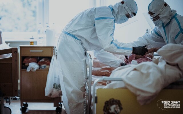  Terytorialsi pomagają w opiece nad pacjentami szpitala w Skwierzynie