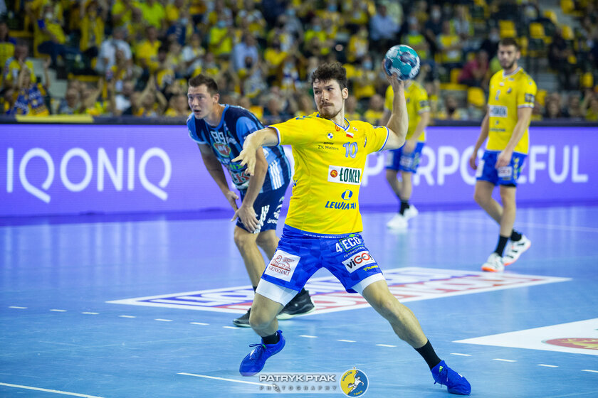 Patryk Ptak Łomża Vive Kielce 4